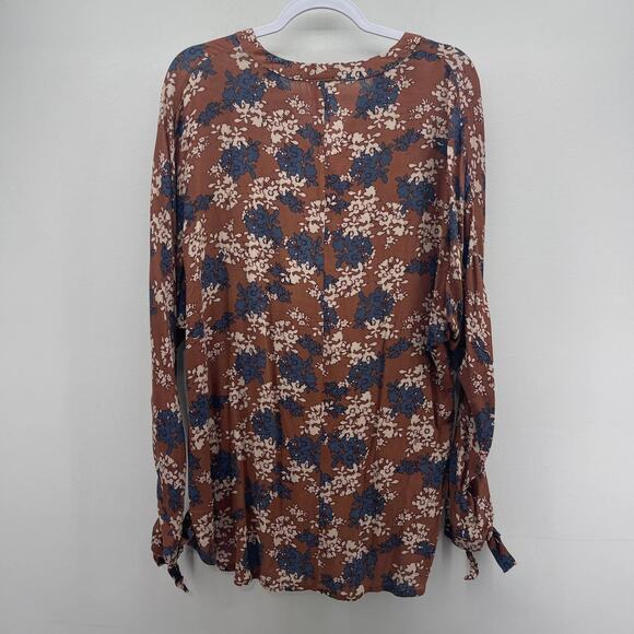 Daytrip‎ Brown Blue Floral High Low Button Front Blouse - Picture 2 of 2